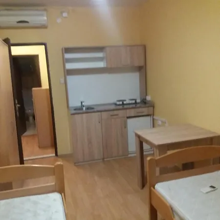 M-3 Διαμέρισμα Νόβι Σαντ